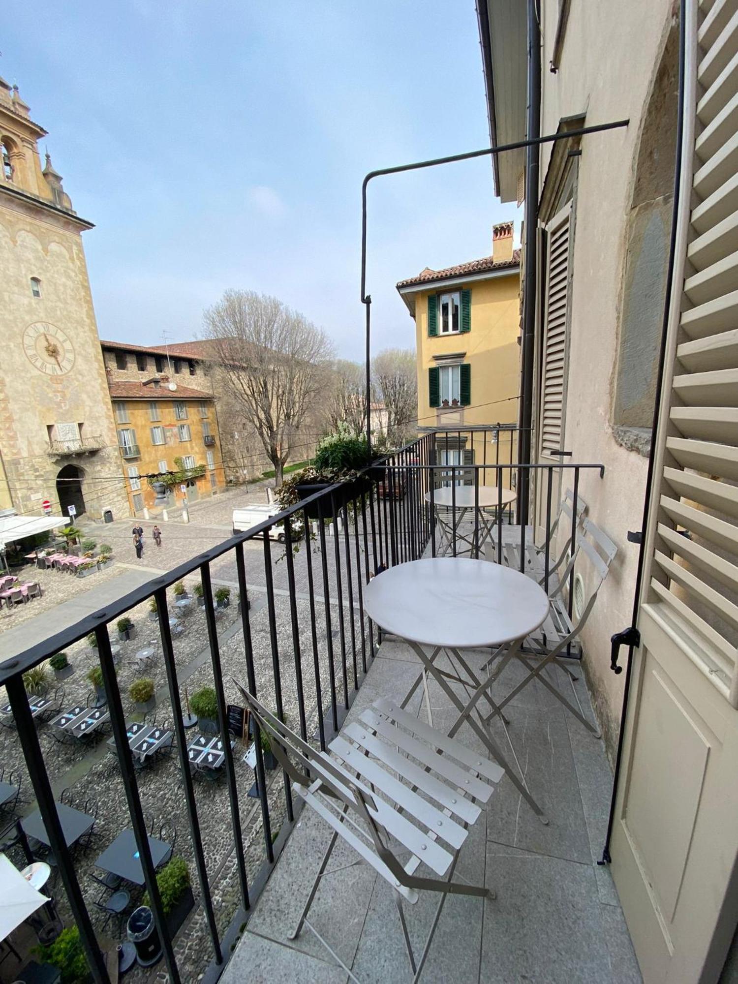 Piazza Mascheroni Home Бергамо Экстерьер фото